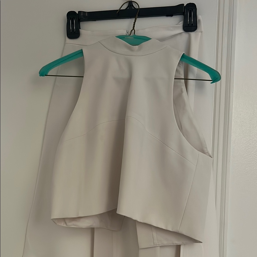 Elegant Cream Women's top - Picture 2 of 7